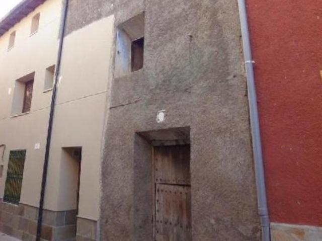 Casa en venta en Villanueva de Jiloca, Zaragoza en Calle Diario De Avisos