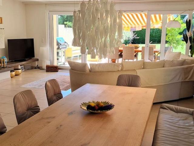 HOUSE 8 ROOMS IN COPPET VD, FURNISHED, FIXED TERM