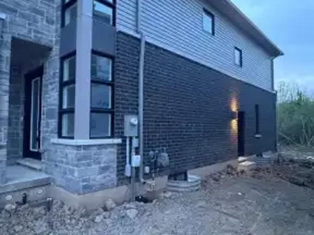 House 9 Bedroom For Rent Niagara Falls ON 3000 ELS102578835