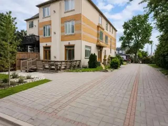 House 9 Bedroom For Rent Richmond Hill ON 2800 ES103740069