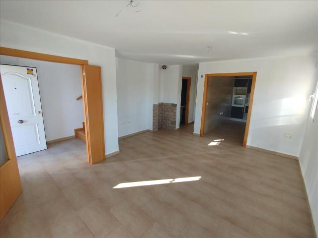 Casa en venta en Requena, Valencia en Calle San Agustin El Rebollar