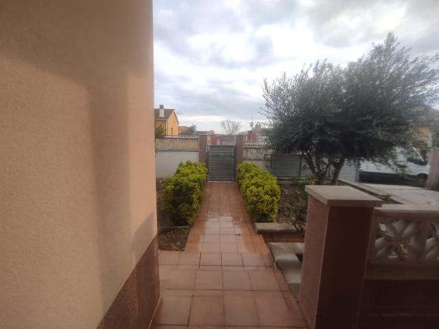 Casa en venta en Aiguamúrcia, Tarragona en Urbanización Mas D´En Pares