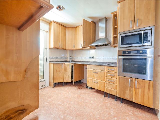 Casa en venta en Cunit, Tarragona en Calle Lliri