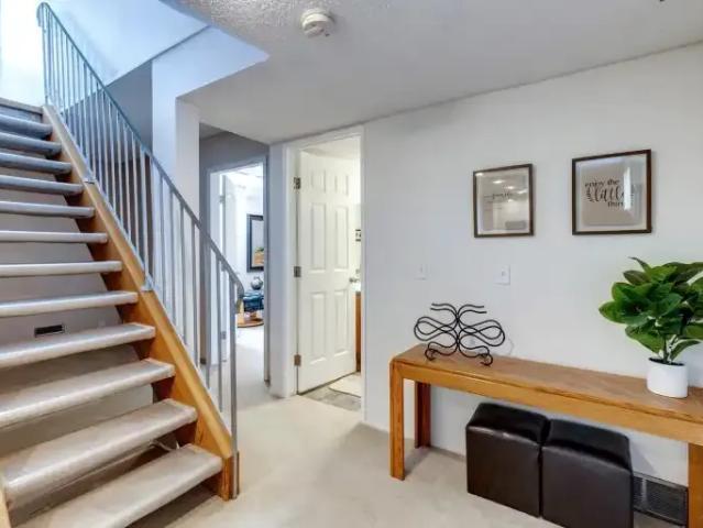 House 1 Bedroom For Rent Calgary AB 1050 ES104957260