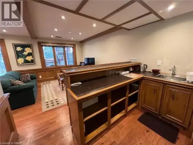 House 1 Bedroom For Rent Burlington ON 2000 ES103011894
