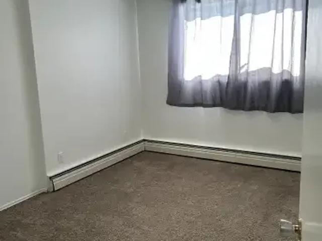 House 1 Bedroom For Rent Edmonton AB 1099 ES102847063