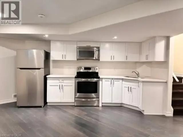 House 1 Bedroom For Rent Kitchener ON 1400 ES103487507