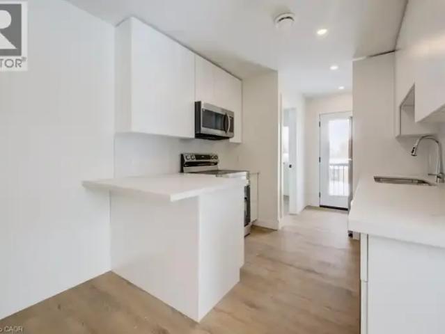 House 1 Bedroom For Rent Kitchener ON 1600 ES100840212