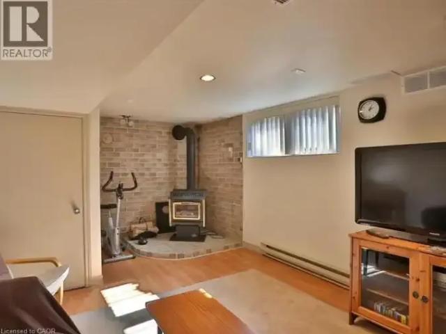 House 1 Bedroom For Rent Kitchener ON 1650 ES103958763