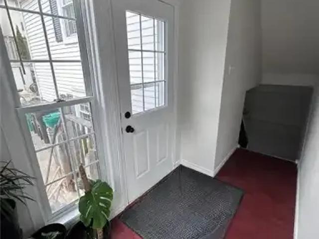 House 1 Bedroom For Rent Kitchener ON 1750 ES103542282