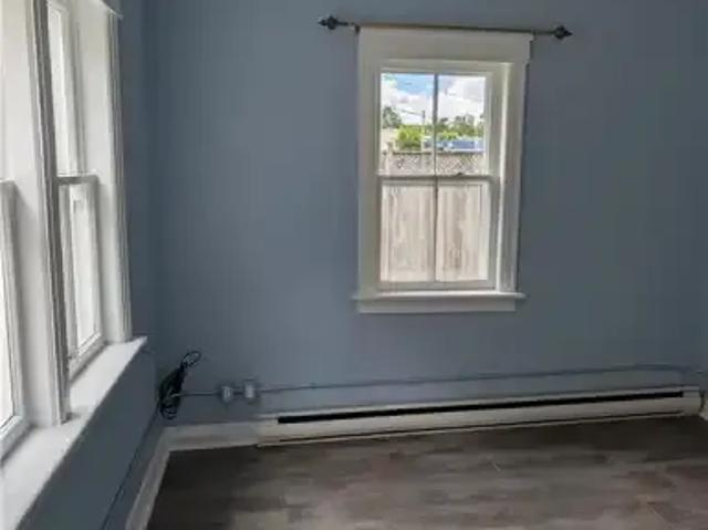 House 1 Bedroom For Rent Kitchener ON 1200 ES103487525