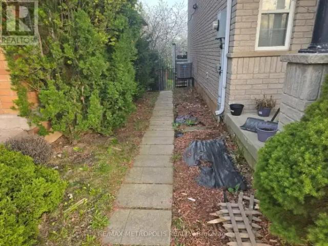 House 1 Bedroom For Rent Oakville ON 1700 ES101789857