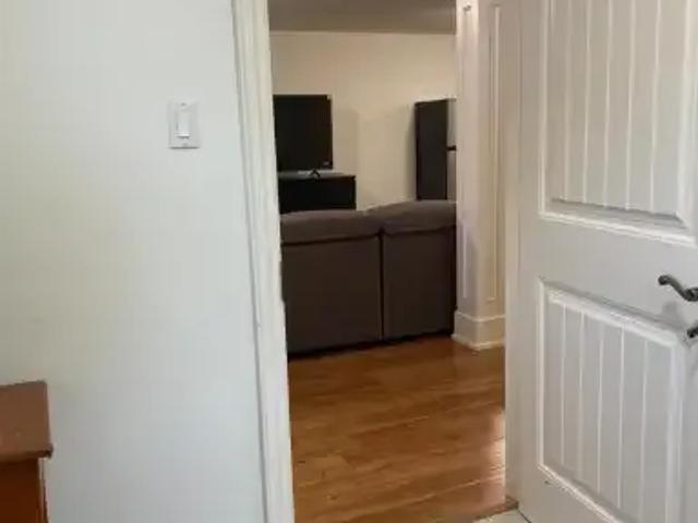House 1 Bedroom For Rent Richmond Hill ON 2000 ES102052675