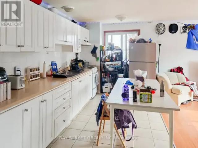 House 1 Bedroom For Rent Waterloo ON 700 ES102085929