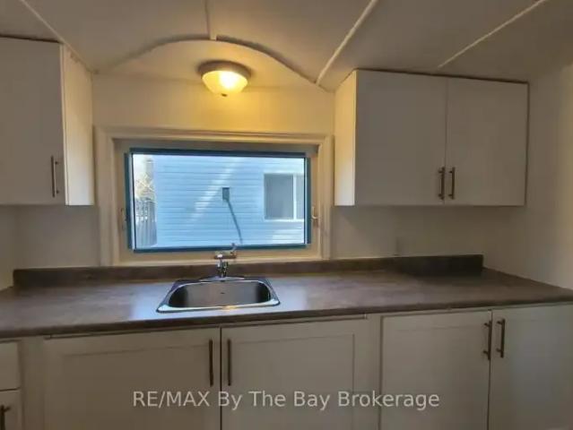 House 1 Bedroom For Rent Wasaga Beach ON 1700 ELS103119165