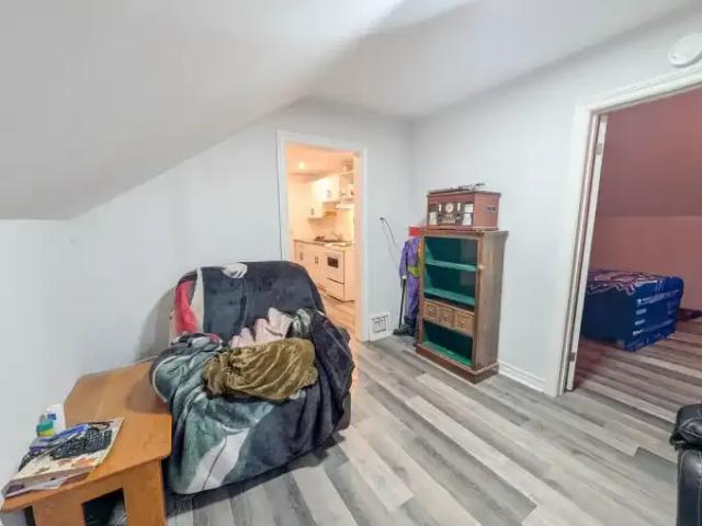 House 1 Bedroom For Rent Welland ON 1095 ES103151609