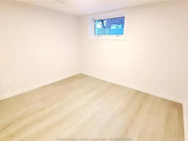 House 1 Bedroom For Rent Windsor ON 1350 ELS102468558