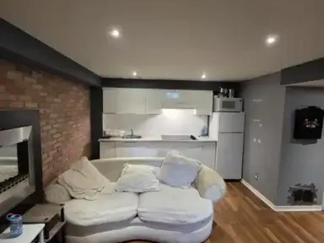 House 1 Bedroom For Rent Vaughan ON 1650 ES104681935