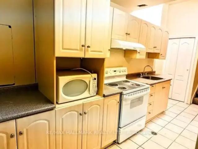 House 1 Bedroom For Rent Vaughan ON 1695 ELS101090383