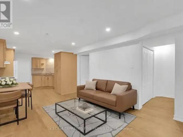 House 1 Bedroom For Rent Vaughan ON 1700 ES103355435