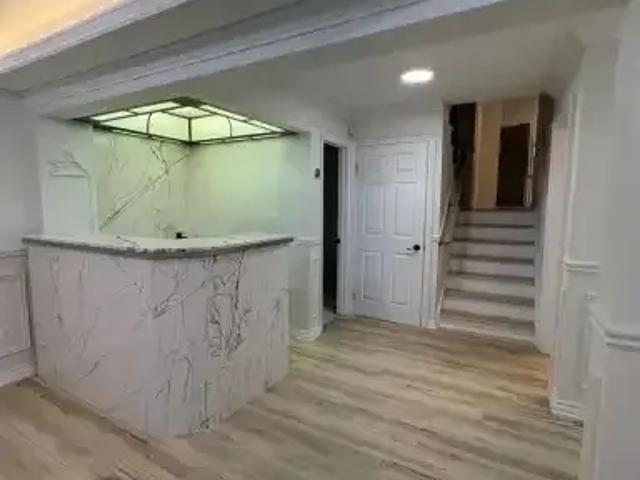House 1 Bedroom For Rent Vaughan ON 2475 ES103920660