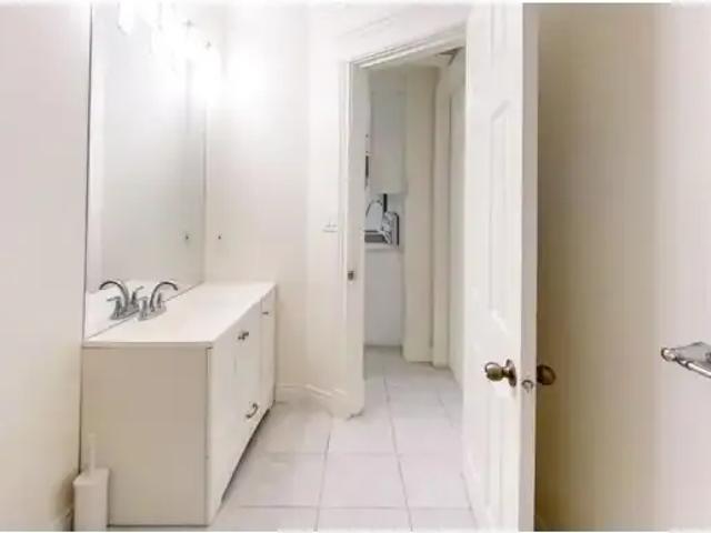 House 1 Bedroom For Rent Vancouver BC 1300 ELS96464077