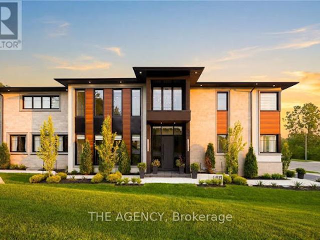 Contemporary house with terrace