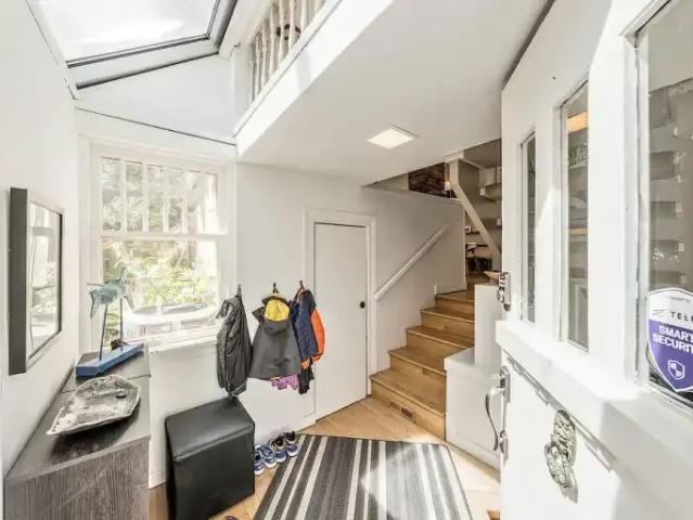 House 2 Bedroom For Rent Calgary AB 4000 ES104940095