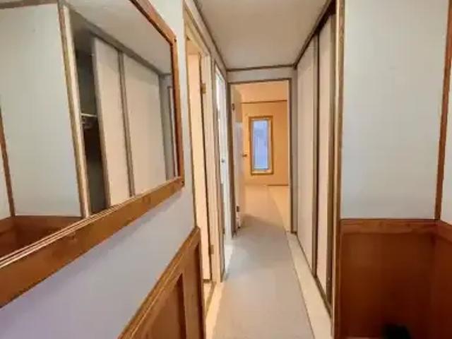 House 2 Bedroom For Rent Calgary AB 1200 ES105004647