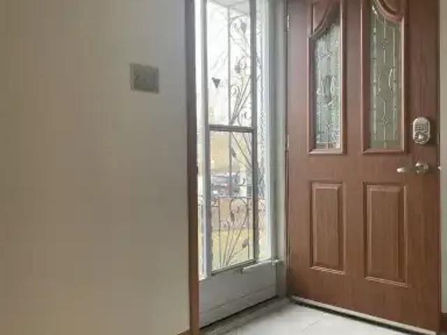 House 2 Bedroom For Rent Calgary AB 1700 ES103151366
