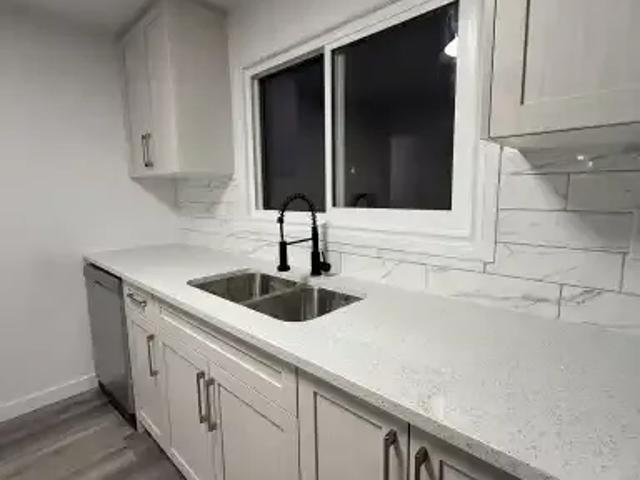 House 2 Bedroom For Rent Calgary AB 1750 ES102306539