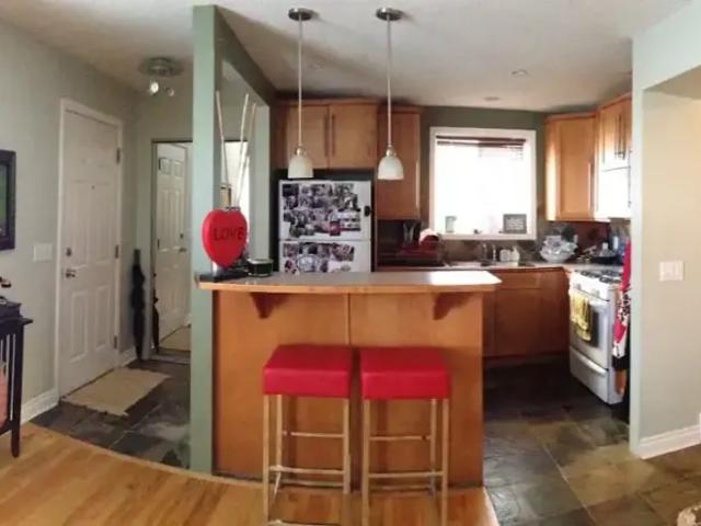 House 2 Bedroom For Rent Calgary AB 2100 ES102629468