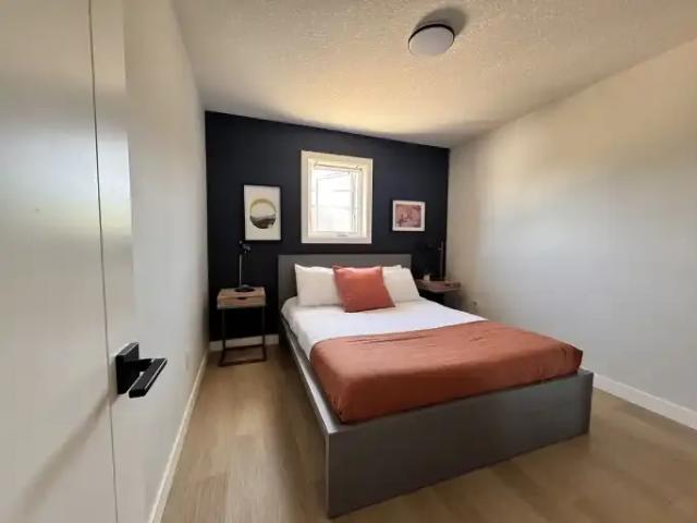 House 2 Bedroom For Rent Calgary AB 3650 ES104535523