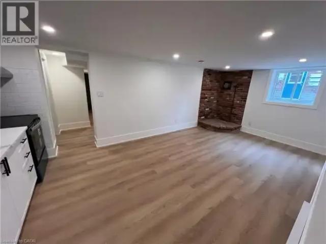 House 2 Bedroom For Rent Cambridge ON 2000 ES101827741