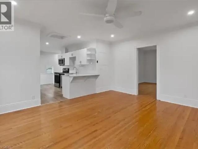 House 2 Bedroom For Rent Cambridge ON 2100 ES100901056