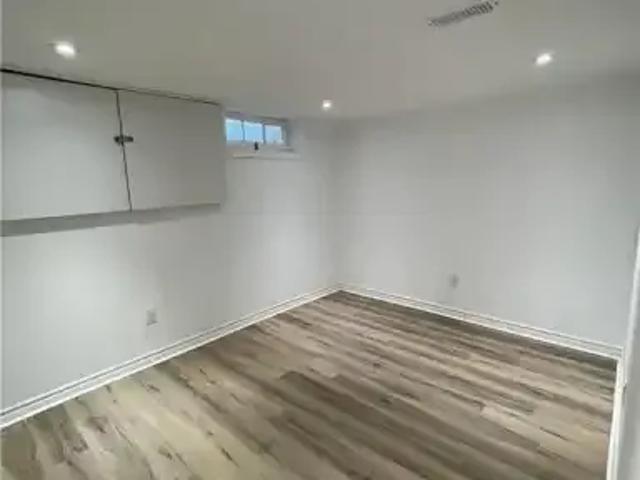 House 2 Bedroom For Rent Burlington ON 1900 ELS102578730