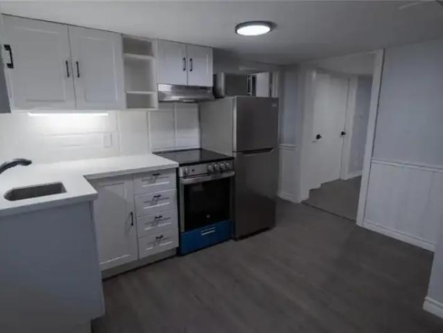 House 2 Bedroom For Rent Burlington ON 2100 ES105072072