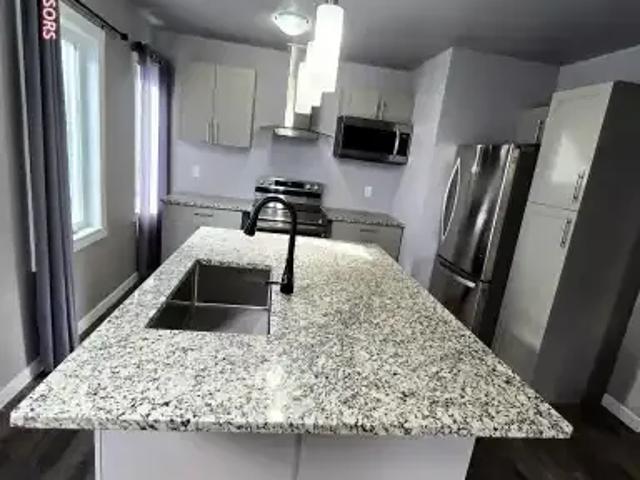 House 2 Bedroom For Rent Edmonton AB 1495 ES103424673