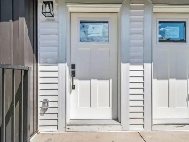 House 2 Bedroom For Rent Edmonton AB 1995 ES103739897