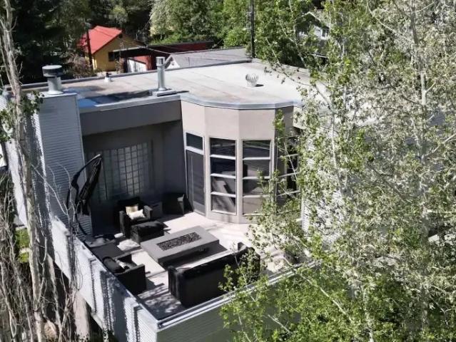 House 2 Bedroom For Rent Edmonton AB 3850 ES103243573