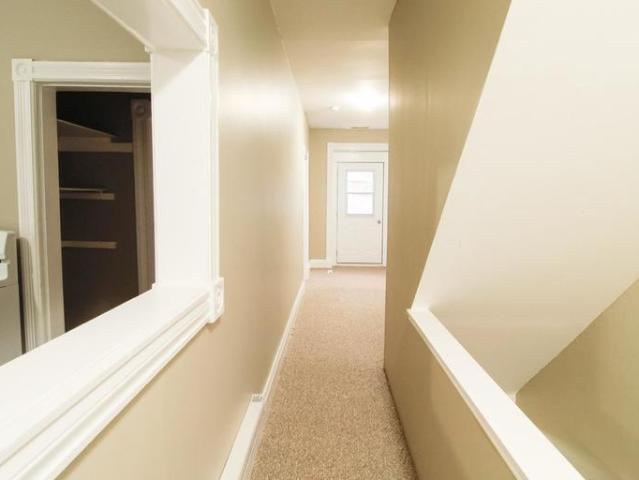 House 2 Bedroom For Rent Fergus ON 1825 ELS96376914