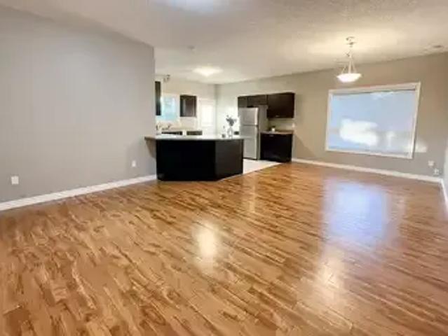 House 2 Bedroom For Rent Fergus ON 2495 ELS100940203