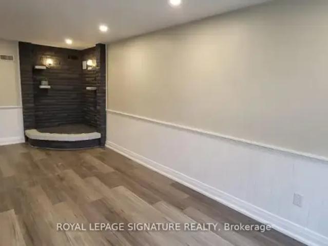 House 2 Bedroom For Rent Kitchener ON 1700 ES100527250