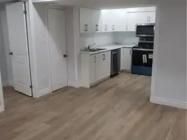 House 2 Bedroom For Rent Kitchener ON 1750 ES101687793