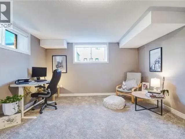 House 2 Bedroom For Rent Kitchener ON 1750 ES103030720