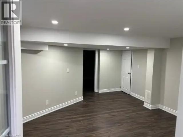 House 2 Bedroom For Rent Kitchener ON 1800 ES101986742