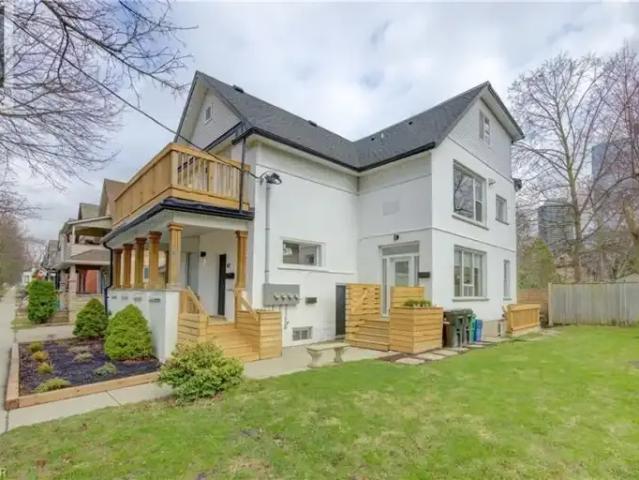 House 2 Bedroom For Rent Kitchener ON 2750 ES102794923