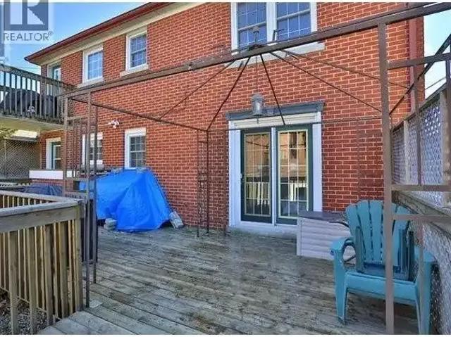 House 2 Bedroom For Rent Kitchener ON 2100 ES102085841