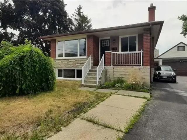 House 2 Bedroom For Rent Kitchener ON 2300 ES105118885