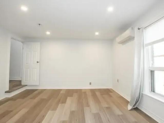 House 2 Bedroom For Rent Hamilton ON 1895 ES103338257